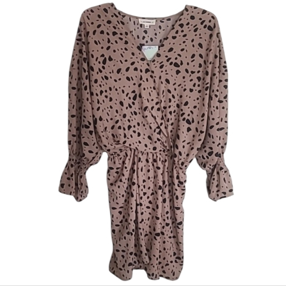 eesome Spotted Animal Print Long Sleeve V-Neck Mini Dress